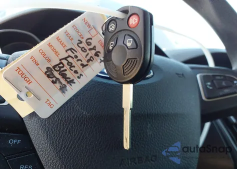 2018 Ford Focus Se из США, поврежденный, VIN 1FADP3K22JL259057